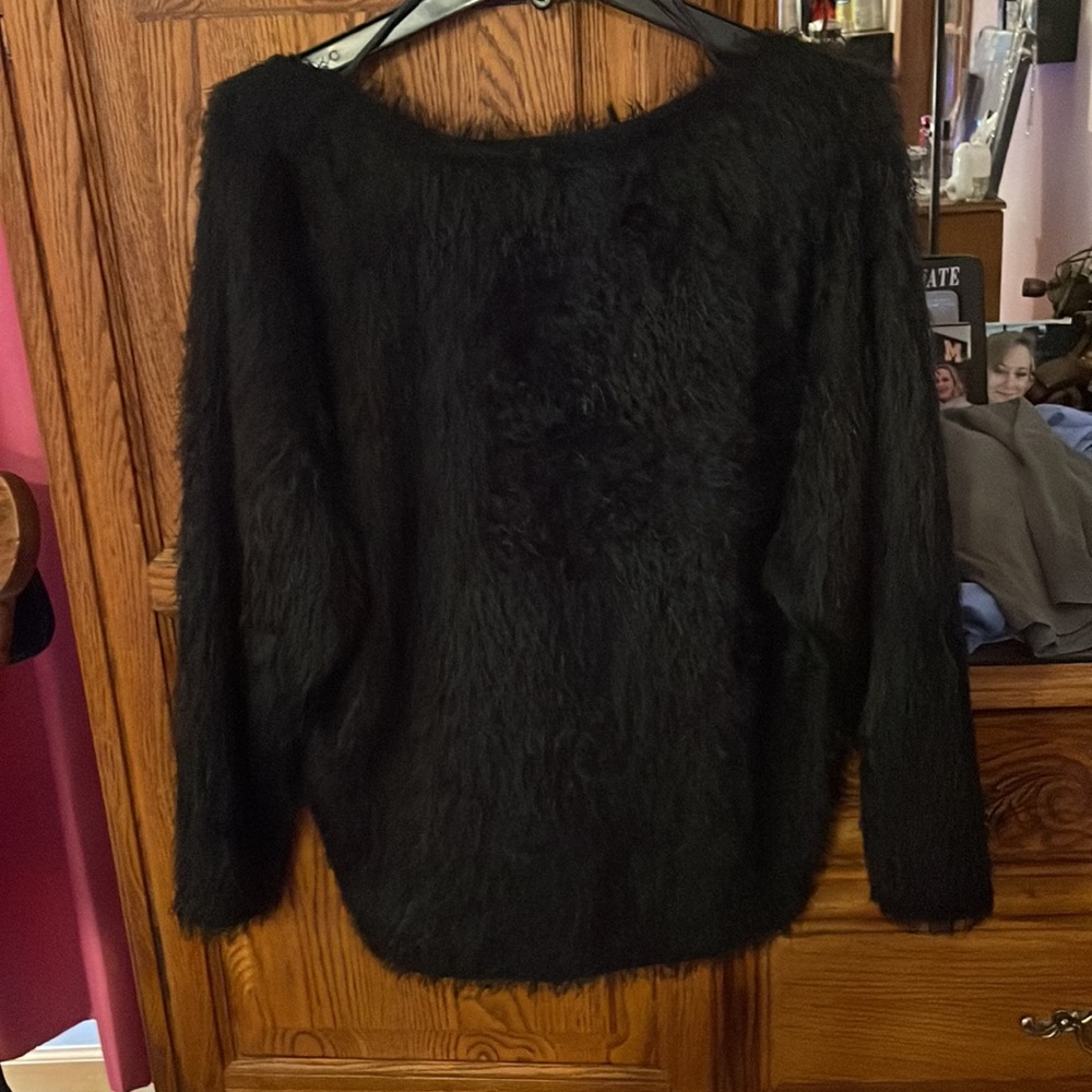 Jennifer Lopez sweater Large - Picture 3 of 3